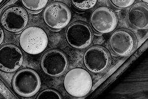Armut führt in eine Negativspirale (Alkoholmissbrauch)